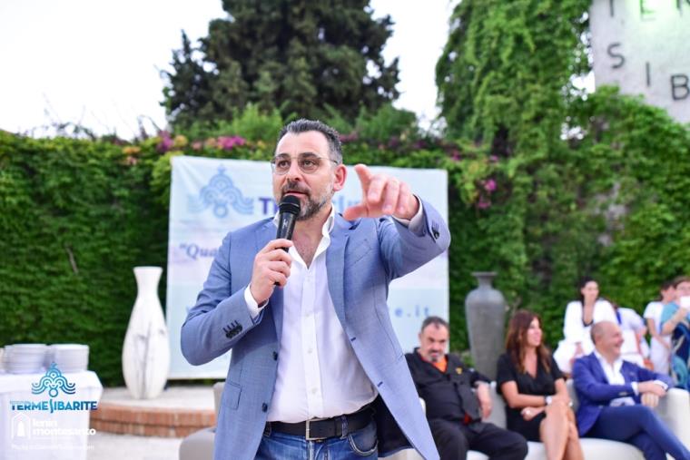 In fiamme discariche di gomme abusive, rogo domato images In fiamme discariche di gomme abusive, rogo domato