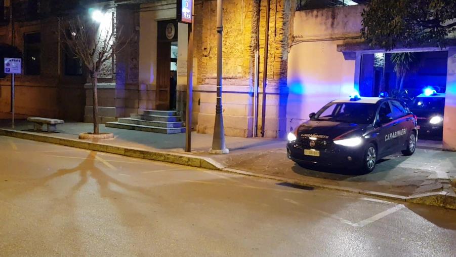 images Taurianova, controlli serrati dei carabinieri su droga e armi: raffica di denunce