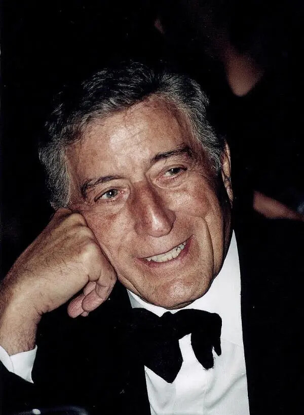 Musica, è morto Tony Bennett: l'ultimo "crooner" d'America aveva origini reggine images Musica, è morto Tony Bennett: l'ultimo "crooner" d'America aveva origini reggine