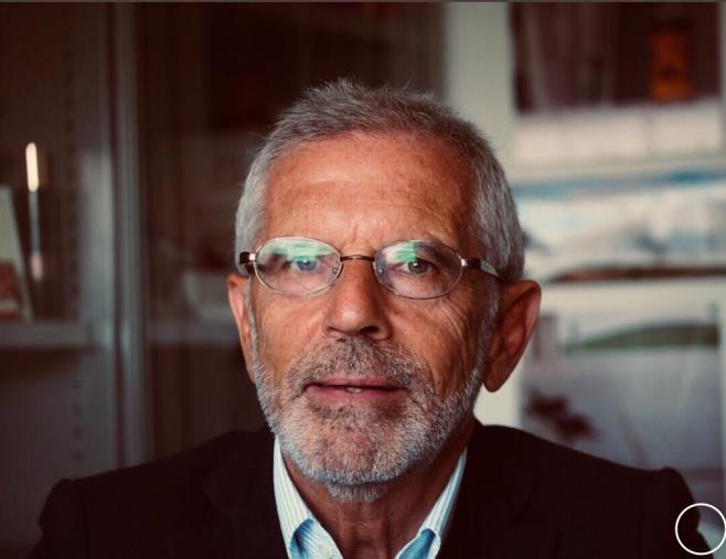 Lamezia, in fiamme cumuli di rifiuti images Lamezia, in fiamme cumuli di rifiuti