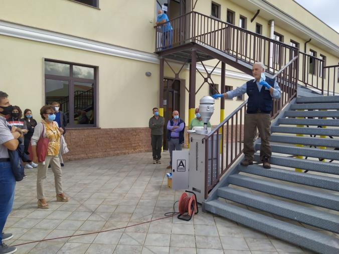 Incendio a S. Gregorio d'Ippona. Prosegue l'attività dell'Arpacal: questa volta con gli studenti del Liceo "Berto" images Incendio a S. Gregorio d'Ippona. Prosegue l'attività dell'Arpacal: questa volta con gli studenti del Liceo "Berto"