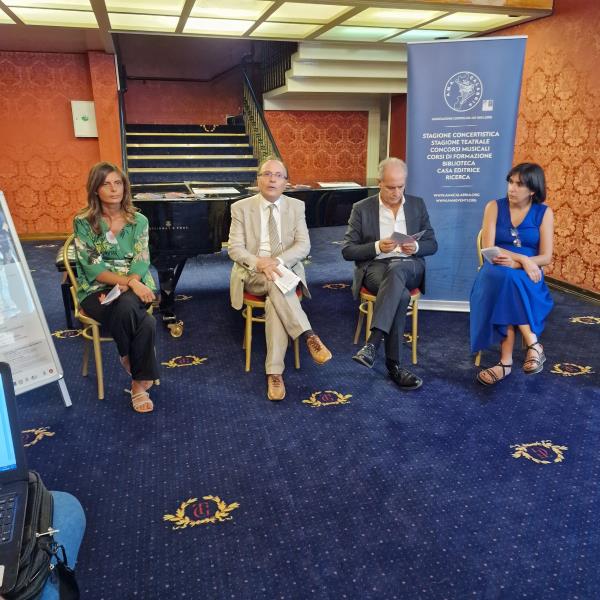 Si apre il sipario sulla nuova stagione teatrale di AMA Calabria a Lamezia Terme images Si apre il sipario sulla nuova stagione teatrale di AMA Calabria a Lamezia Terme
