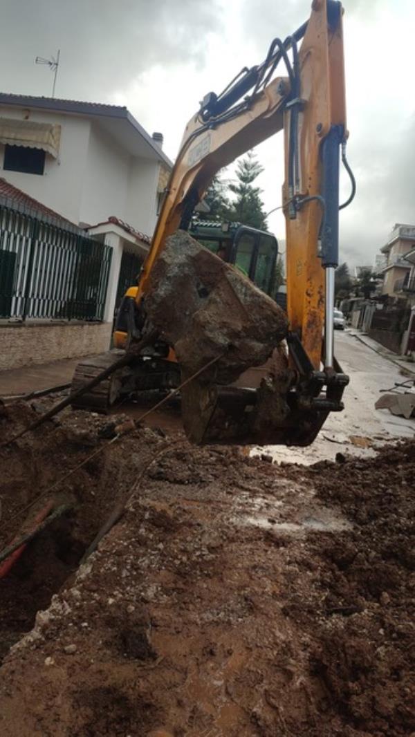 images Maltempo, blackout elettrico "ferma" gli impianti Sorical del Lametino 