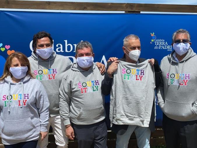 images "Terra dei padri", presentato a Gizzeria il progetto: "La Calabria è casa" (VIDEO)