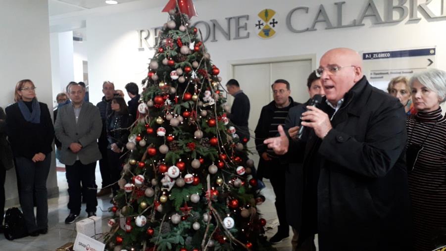Il commiato di Oliverio nella Cittadella regionale: "Dobbiamo continuare ad avere fiducia" (VIDEO) images Il commiato di Oliverio nella Cittadella regionale: "Dobbiamo continuare ad avere fiducia" (VIDEO)