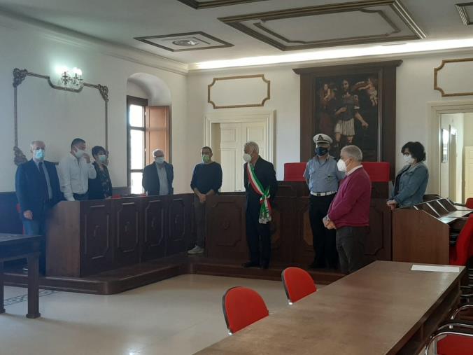 Squillace, bandiera a mezz'asta e minuto di silenzio in Comune per Jole Santelli images Squillace, bandiera a mezz'asta e minuto di silenzio in Comune per Jole Santelli