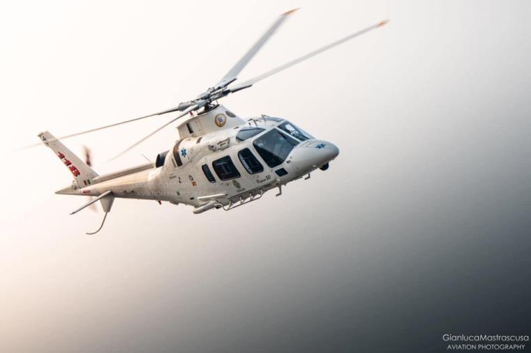 images Petilia Policastro, 62enne si ribalta col trattore e muore