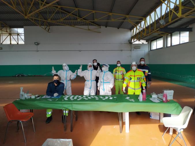 images Screening di massa a Caraffa: sale a 19 il totale dei positivi