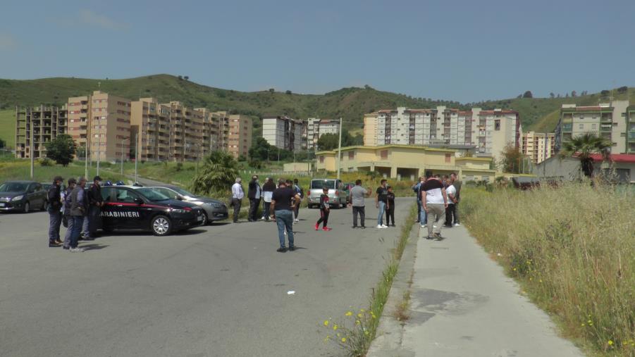 images Catanzaro. Disservizi alle case popolari a viale Isonzo: la protesta 
