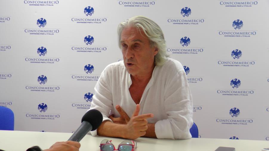 images La denuncia di Rotundo (Silb): "Discoteche chiuse ma si balla ovunque abusivamente"