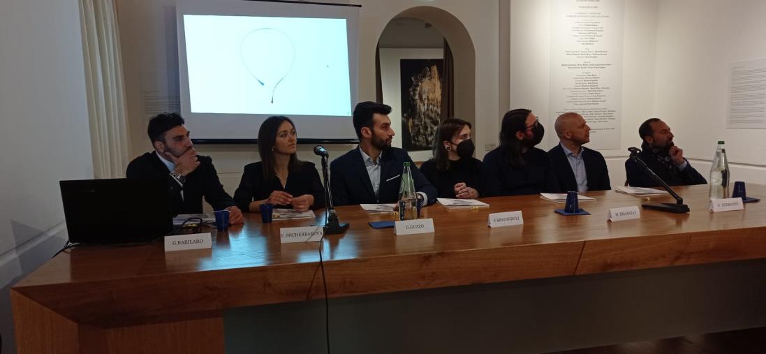 images Mostra Barilaro, a Catanzaro svelata la collaborazione con l'orafo Guzzo e la collettiva degli studenti