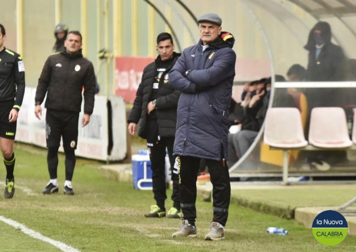 Us Catanzaro 1929, Vivarini dopo la vittoria con la Turris: "Buona prova di carattere ma possiamo migliorare ancora" images Us Catanzaro 1929, Vivarini dopo la vittoria con la Turris: "Buona prova di carattere ma possiamo migliorare ancora"