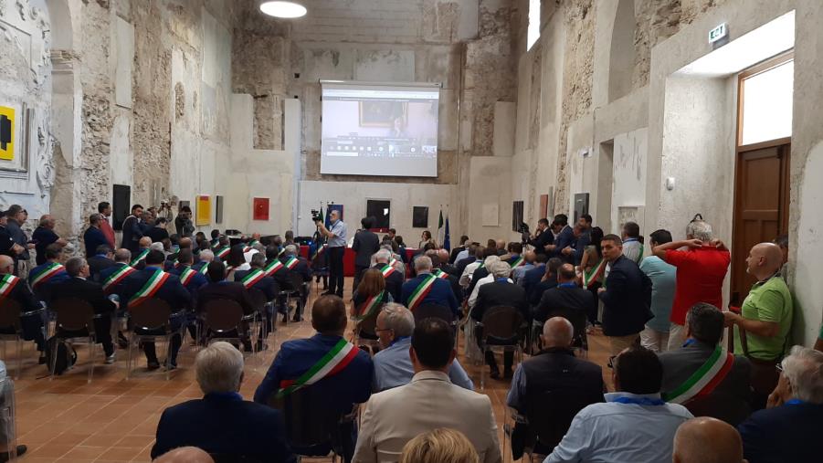 images Cis Calabria, Nesci: "I Comuni hanno colto l'opportunità data dal Governo"
