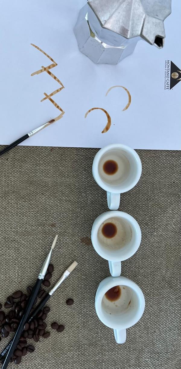 images Pillole di Caffè/2, Coffee painting: tra gli artisti più noti anche l’italiana Giulia Berardinelli