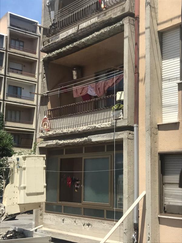 images Catanzaro, iniziati i lavori di recupero degli edifici popolari nel quartiere Aranceto: Veraldi ringrazia l'Aterp 