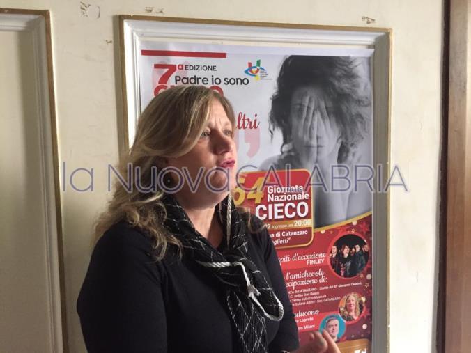 Festività Pasquali, gli i auguri della presidente della commissione pari opportunità  images Festività Pasquali, gli i auguri della presidente della commissione pari opportunità