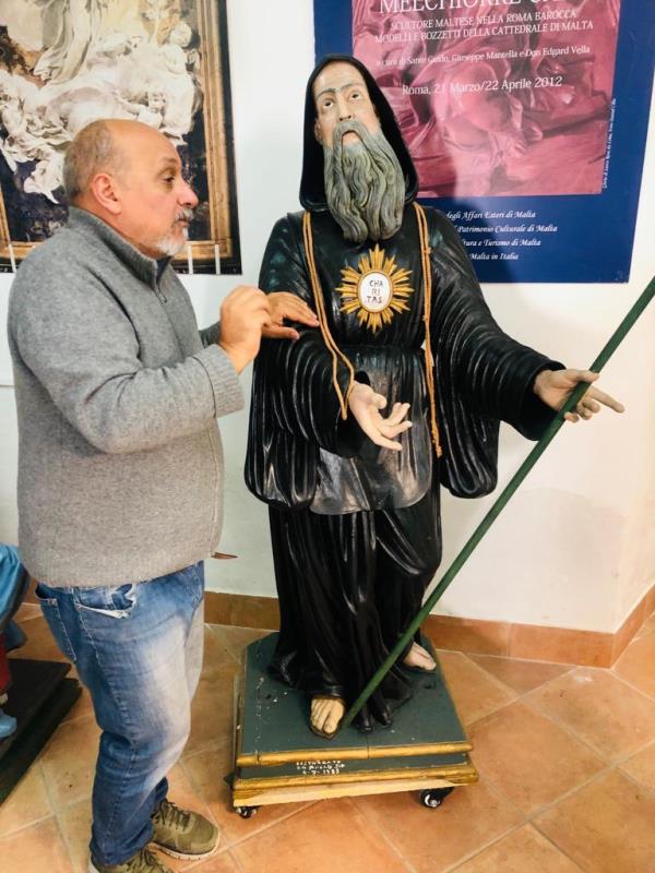 images Satriano, al via il restauro delle statue sacre scolpite da Pietro e Michelangelo Drosi