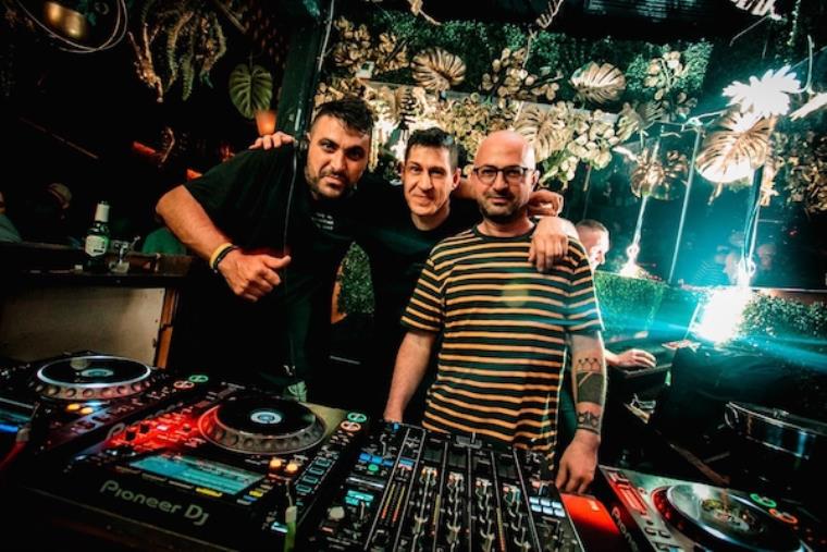 Ai “Neverdogs” una targa celebrativa per i vent'anni di attività artistica images Ai “Neverdogs” una targa celebrativa per i vent'anni di attività artistica