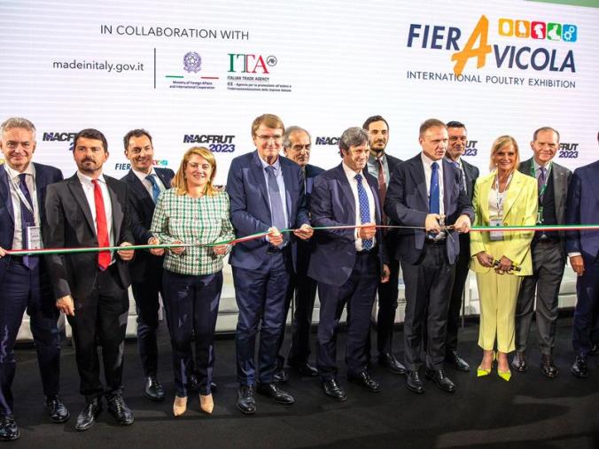 images Macfrut, apertura in grande stile per la Regione Calabria che promuove l'agroalimentare