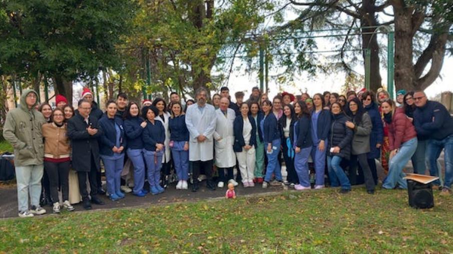 images "Gli sposi promossi" regalano sorrisi all'ospedale "Ciaccio-De Lellis", Rossi: Abbiamo raggiunto il nostro scopo"