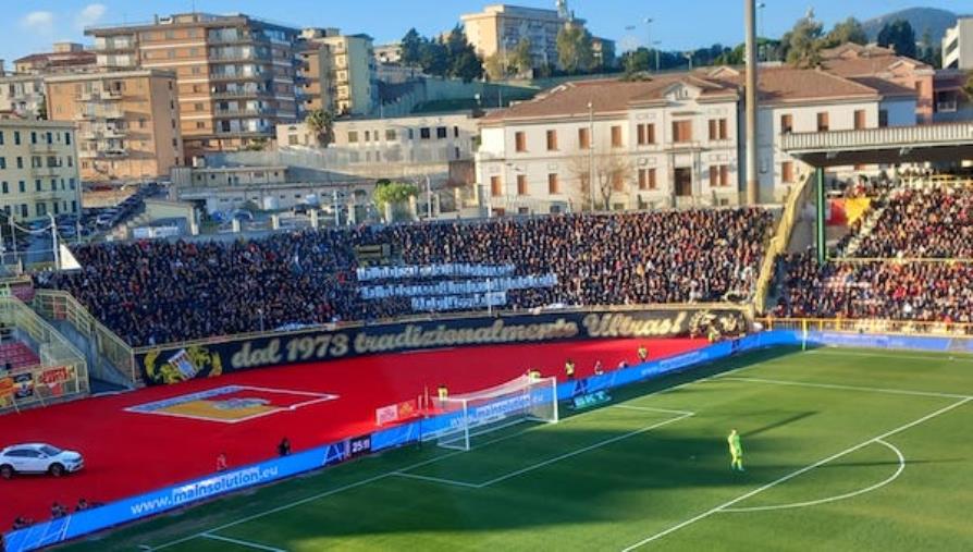 Il corsivo giallorosso. Aquile dalle stelle alle...stalle: una lezione per tornare a volare alto images Il corsivo giallorosso. Aquile dalle stelle alle...stalle: una lezione per tornare a volare alto