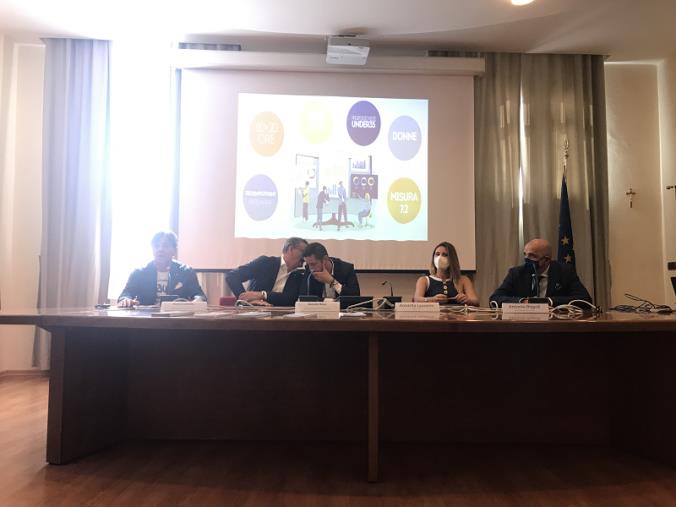 Catanzaro. La Camera di Commercio "avvia" 'Yes I Start Up Calabria', il percorso ideato per formare i giovani all’autoimpiego images Catanzaro. La Camera di Commercio "avvia" 'Yes I Start Up Calabria', il percorso ideato per formare i giovani all’autoimpiego