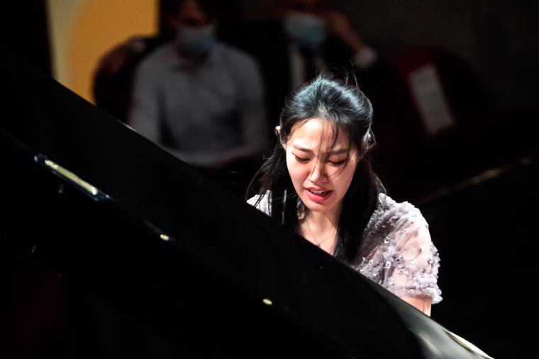 Ama Calabria, domani a Palmi Recital della pianista Ying Li vincitrice del
Premio Internazionale Antonio Mormone images Ama Calabria, domani a Palmi Recital della pianista Ying Li vincitrice del
Premio Internazionale Antonio Mormone