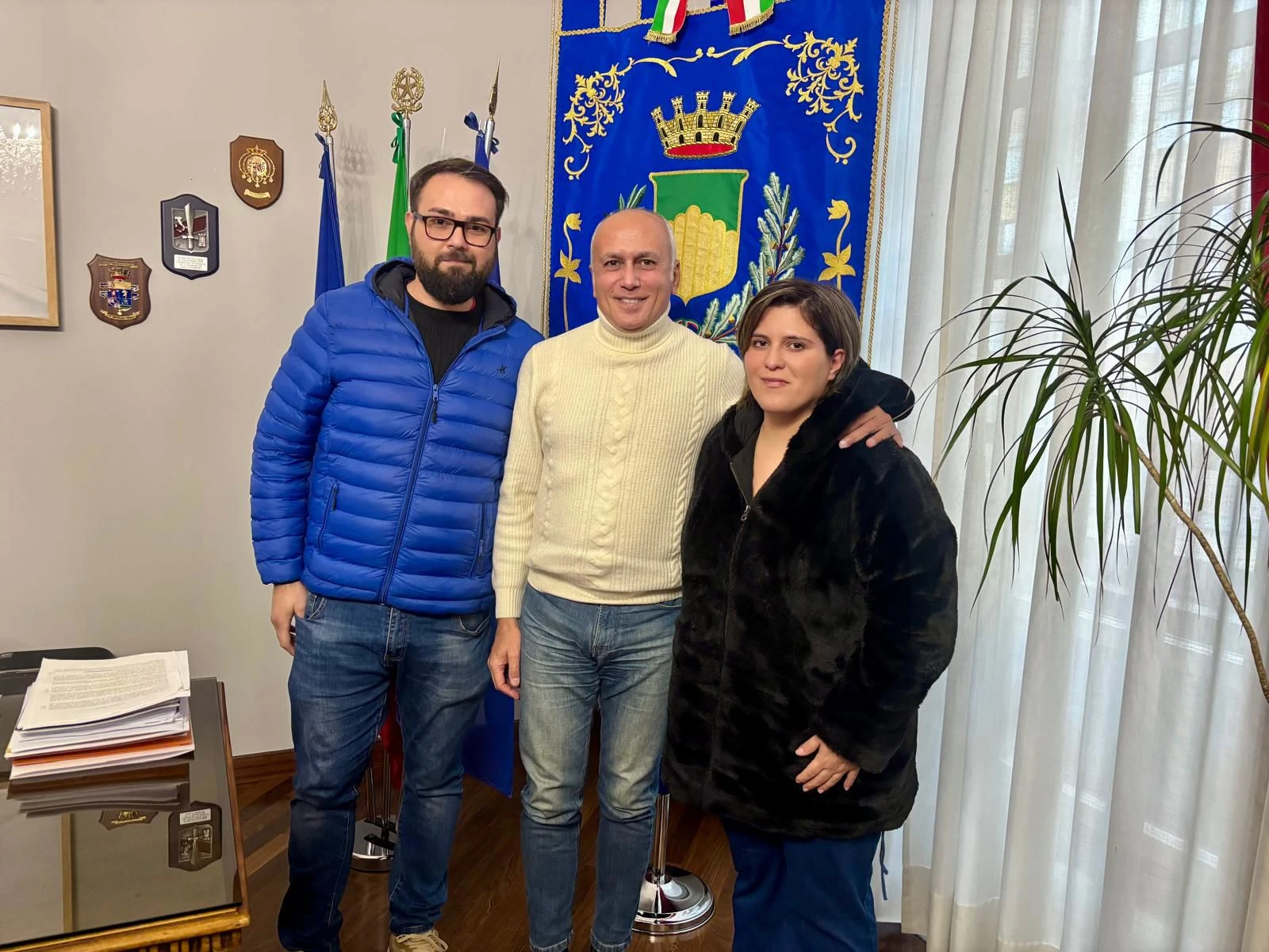 Bambino di 22 mesi costretto a curarsi a Napoli, l’appello dei genitori al sindaco Caruso: “Dobbiamo costruire una sanità efficace ed efficiente”