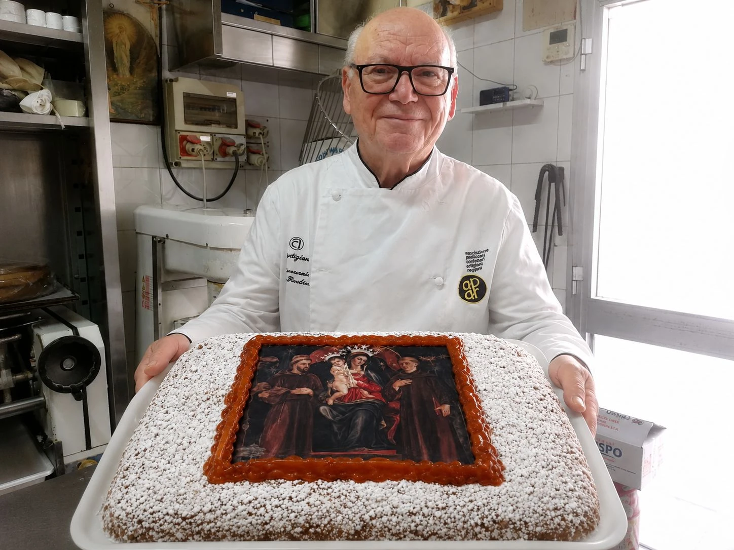Giovanni Logiudice, il maestro della dolcezza reggina: la Torta della nonna diventa omaggio alla Madonna della Consolazione