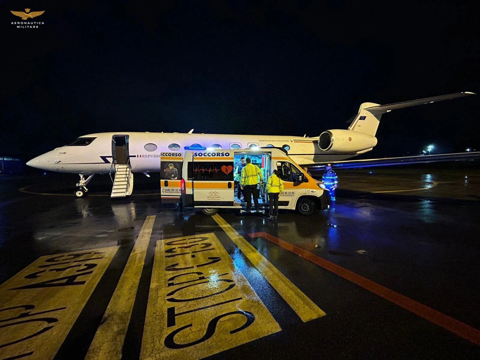 Giovane in pericolo di vita, jet da Reggio a Milano nella notte di Natale