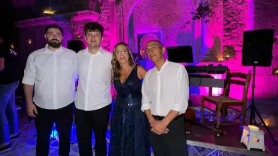 images Atmosfera magica e suggestiva a Stalettì nella "Notte delle Candele" 