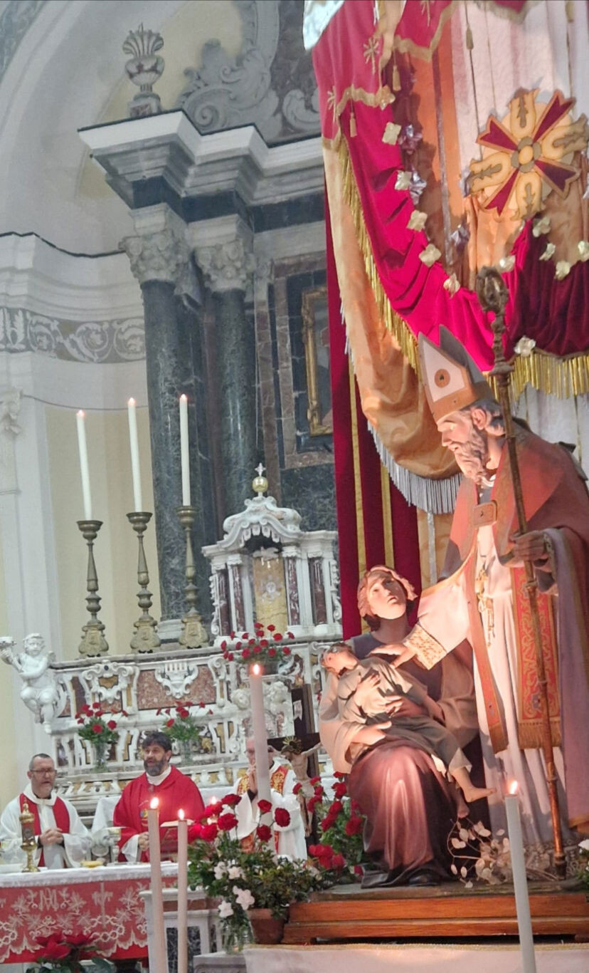 images Festa di San Biagio: don Maurizio Franconiere ha guidato la comunità della Maddalena nella Chiesa del Rosario