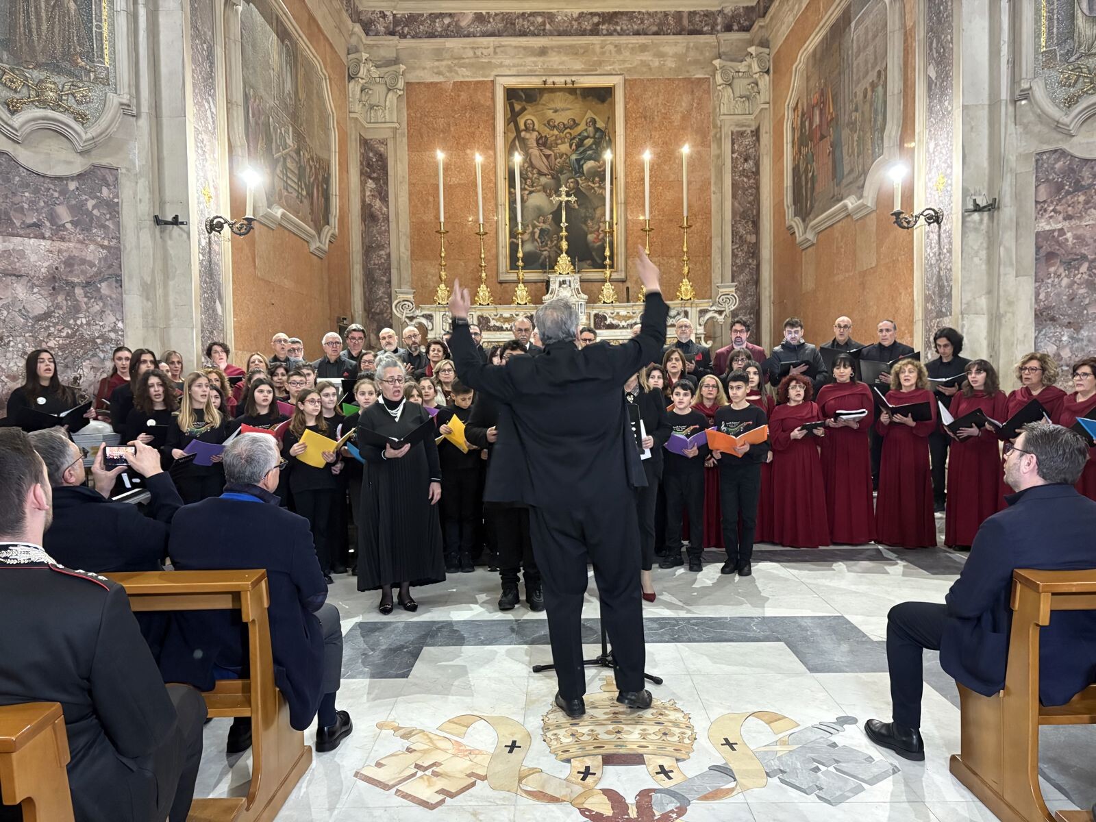 images Catanzaro accoglie 200 coristi greci: debutta il festival “Voci e suoni della Magna Graecia”