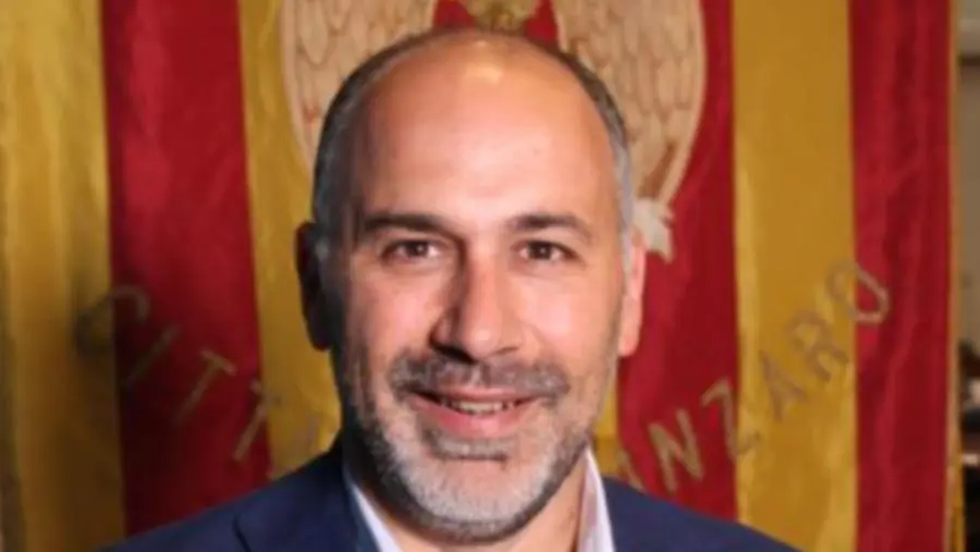 images Catanzaro, cane massacrato a Signorello: la dura condanna di Belcaro  