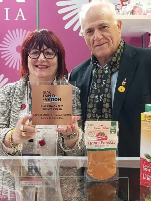images Al SIAL Innovation Canada 2025 sale sul podio l’azienda “Sapori Antichi-Casa Muraca” di Cicala 