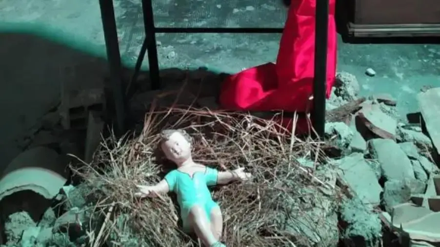 images La Palestina di Nuccio Loreti nella via dei Presepi a Tiriolo 