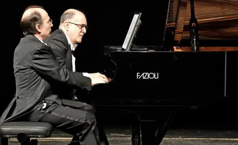 Concerto del duo pianistico Aurelio e Paolo Pollice all’ex Convento dei Gesuiti di Vibo Valentia images Concerto del duo pianistico Aurelio e Paolo Pollice all’ex Convento dei Gesuiti di Vibo Valentia