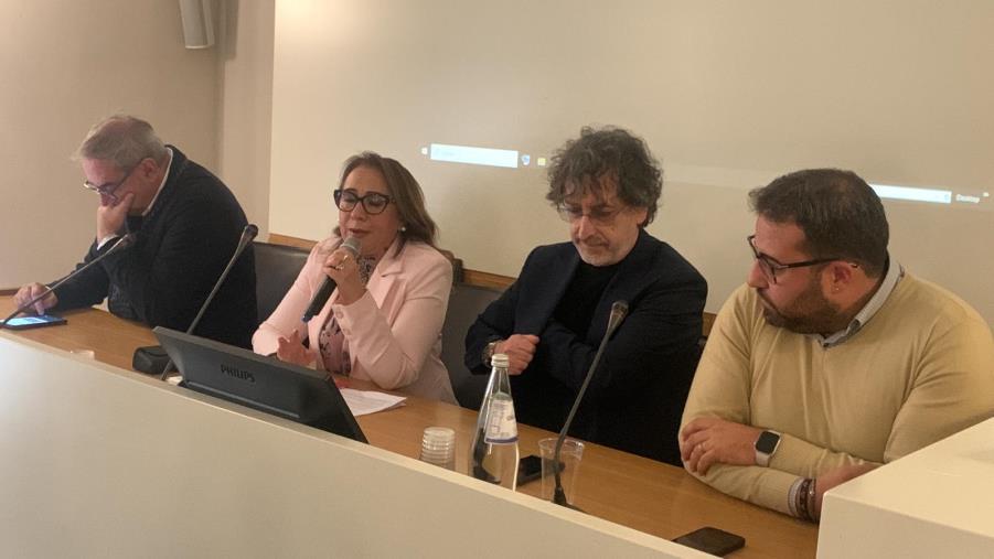 Dalle private alla Rai, gli studenti del liceo classico di Cosenza “Telesio” diventano giornalisti images Dalle private alla Rai, gli studenti del liceo classico di Cosenza “Telesio” diventano giornalisti