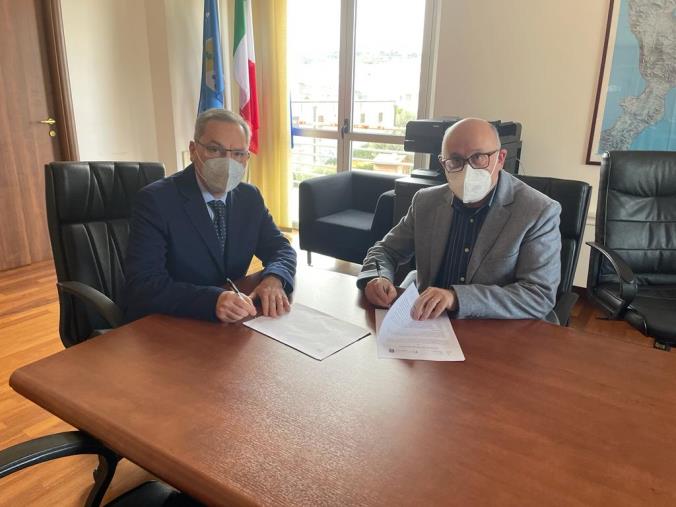 Verifiche impiantistiche: accordo Arpacal e l'azienda ospedaliera "Pugliese- Ciaccio" di Catanzaro images Verifiche impiantistiche: accordo Arpacal e l'azienda ospedaliera "Pugliese- Ciaccio" di Catanzaro