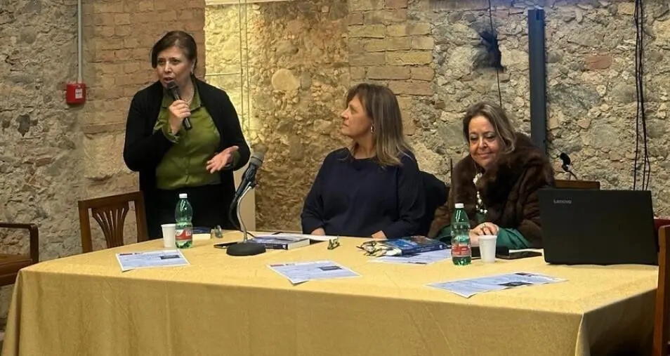 "Pergolesi anima scurdata Opera buffa", presentato a Cosenza il libro di Maria Primerano images "Pergolesi anima scurdata Opera buffa", presentato a Cosenza il libro di Maria Primerano