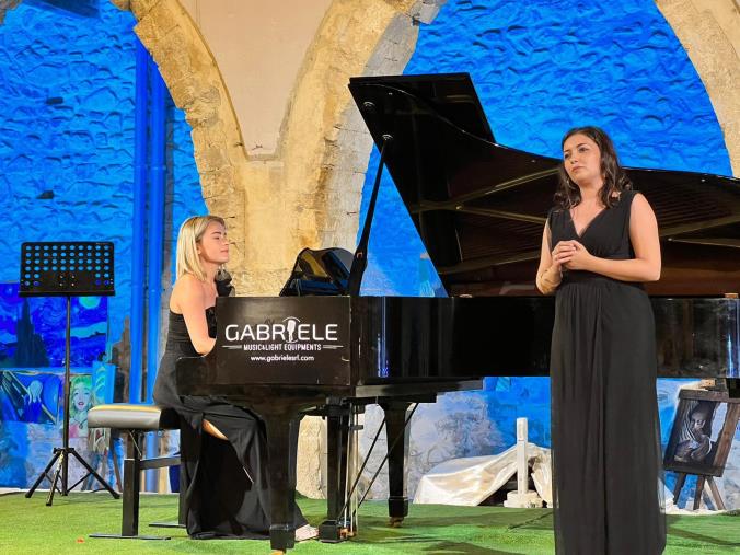 images Cosenza, domenica concerto del duo Mandarino Cariati al Salone della Musica 