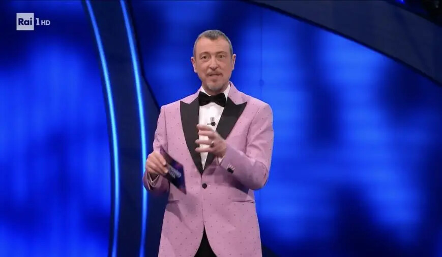 Sanremo, Amadeus legge all'Ariston il messaggio degli agricoltori: il testo integrale images Sanremo, Amadeus legge all'Ariston il messaggio degli agricoltori: il testo integrale