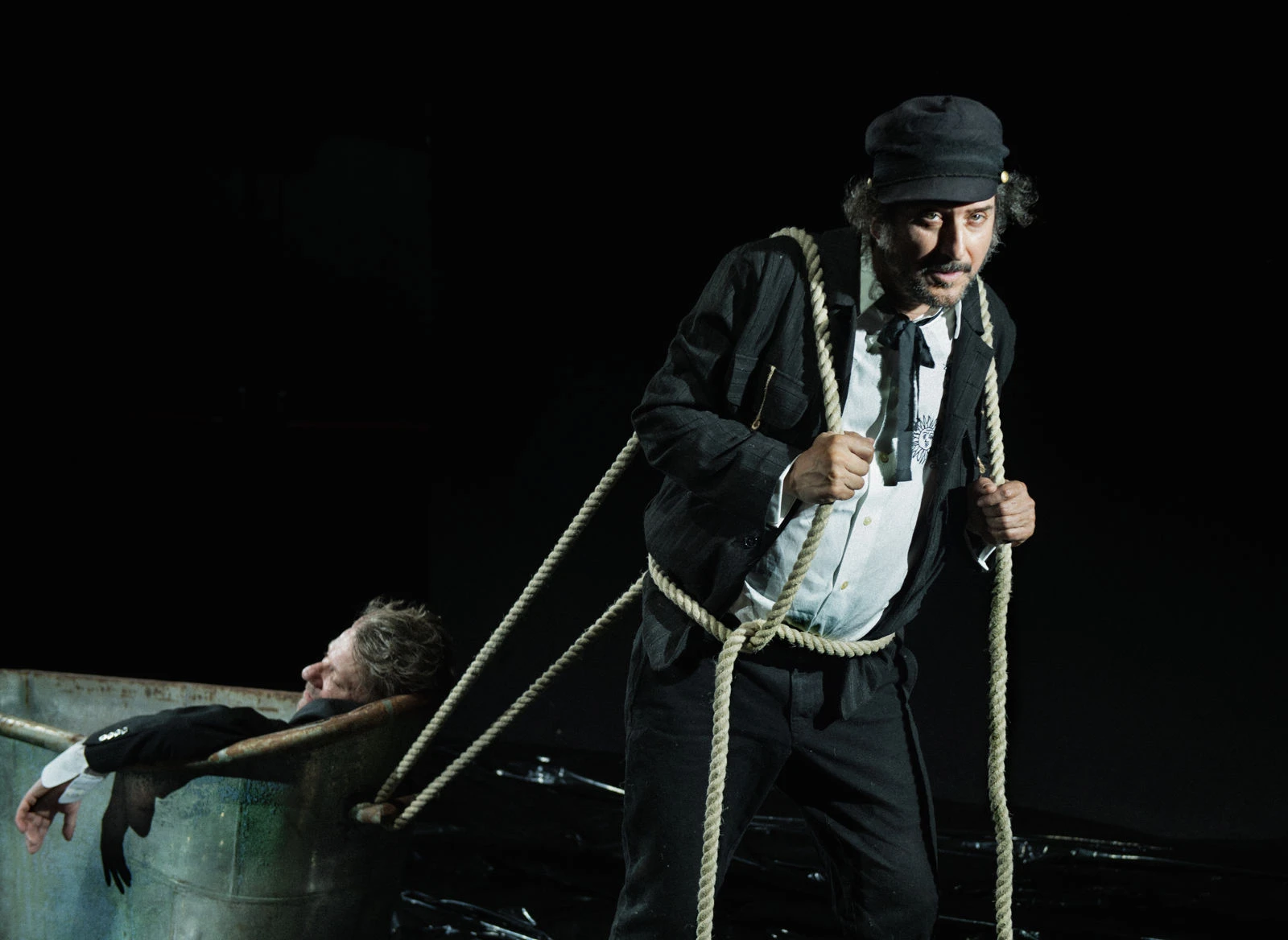 Al Festival d’Autunno Capossela e Capovilla con “E morte non avrà dominio”, la ballad opera ribelle