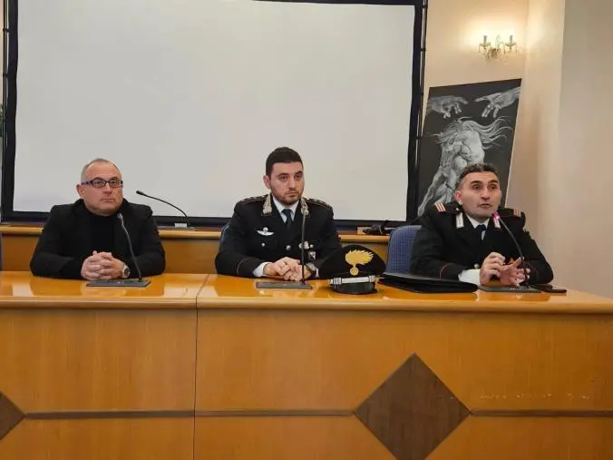 images Prevenire e contrastare le truffe agli anziani, l’incontro a Squillace 