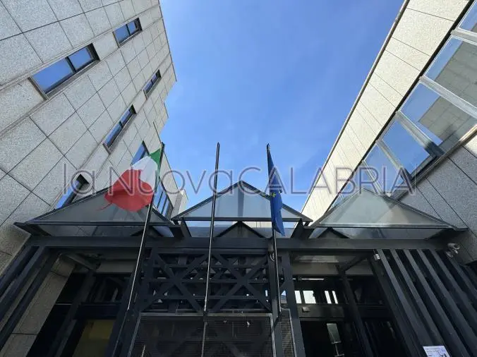 images Cosenza, bimbi maltrattati: sospesa la potestà genitoriale ai genitori