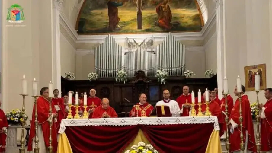 Lamezia, mons. Parisi presiede la Messa dedica ai santi Pietro e Paolo: "Seguiamo il loro esempio" images Lamezia, mons. Parisi presiede la Messa dedica ai santi Pietro e Paolo: "Seguiamo il loro esempio"