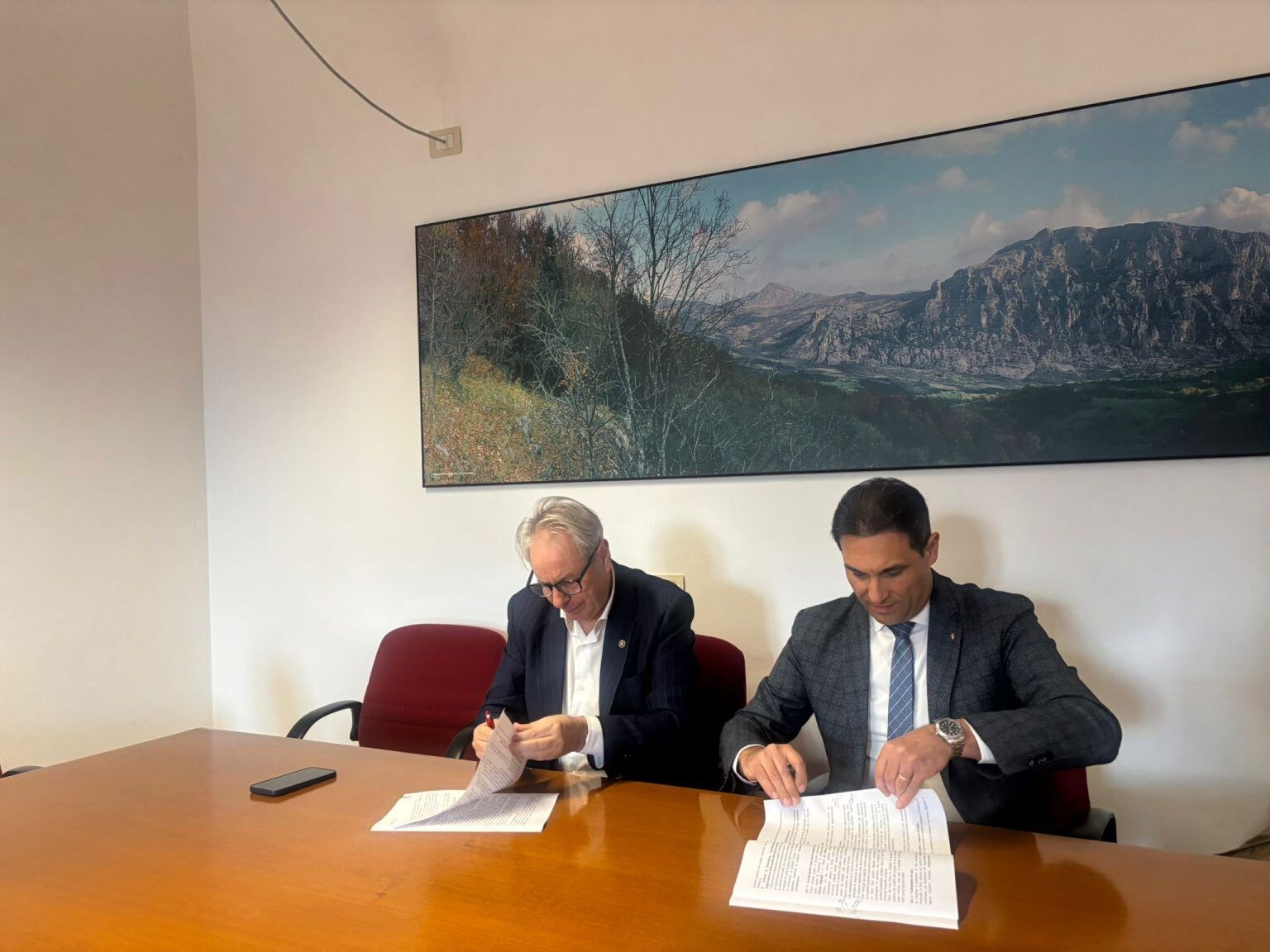 Aree protette, siglata prima intesa in Italia tra un Parco marino regionale e un Parco nazionale montano images Aree protette, siglata prima intesa in Italia tra un Parco marino regionale e un Parco nazionale montano