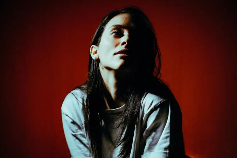 images Musica, Paola Pizzino chiude la sua trilogia con “Difendimi” il terzo singolo e titolo dell’omonimo Ep