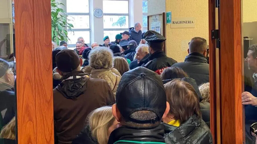 images Ospedale di Castrovillari, Laghi e il Comitato manifestano all'Asp ma Graziano non li riceve