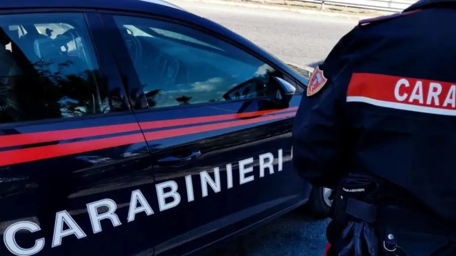 images Aggredisce il prof per un voto non gradito: denunciato 16enne nel Cosentino